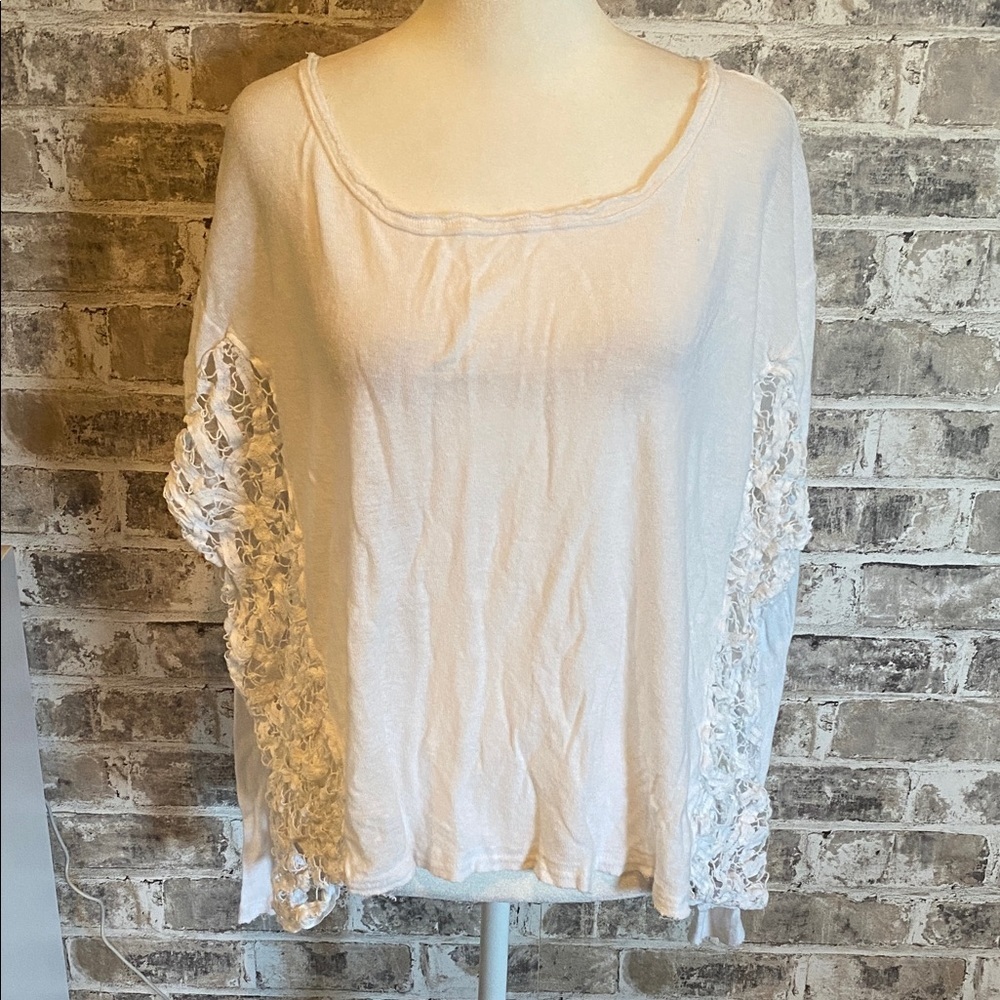 Free People Love Me Do White Lace Sleeve Women's Oversize Top. Size L. - Picture 5 of 16
